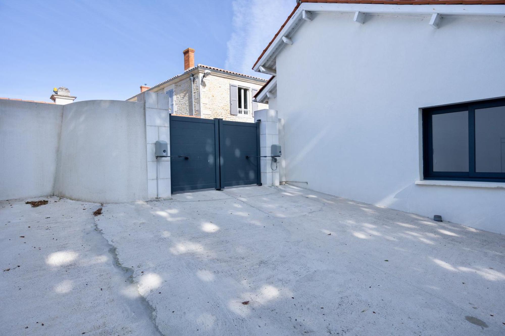 Maison T4 Climatisee Avec Jacuzzi A Lagord Bagian luar foto