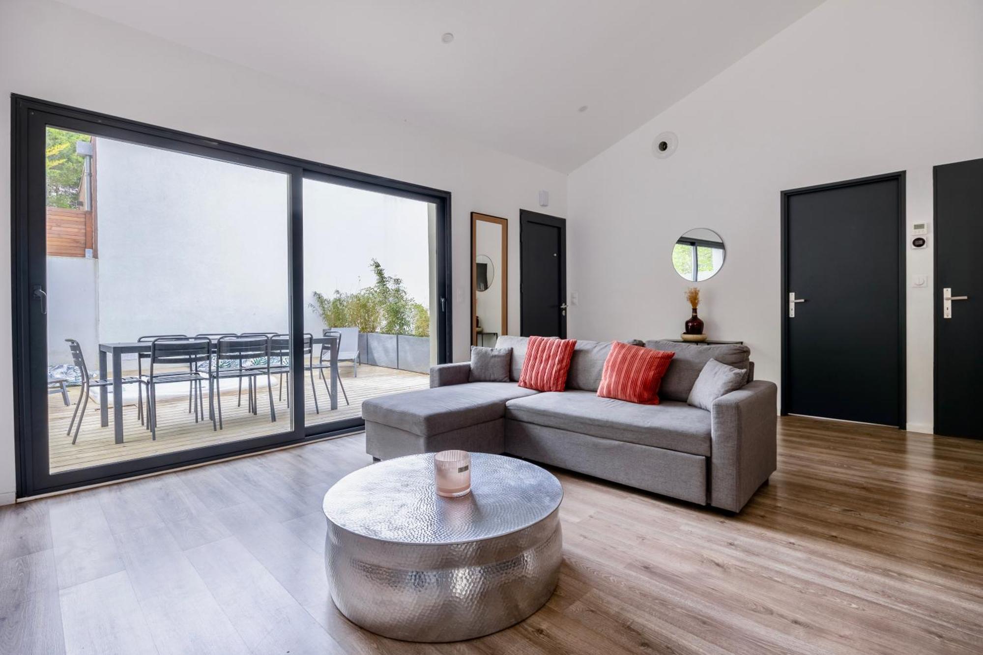 Maison T4 Climatisee Avec Jacuzzi A Lagord Bagian luar foto